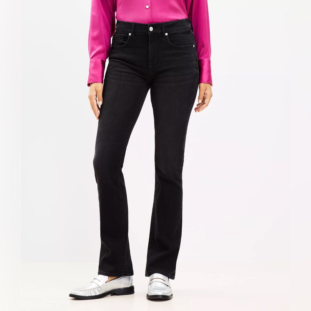 LOFT Petite Mid Rise Curvy Bootcut Jeans in Washed Black
